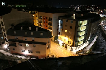 hotel metropolis