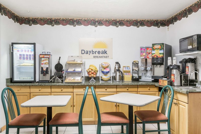 days inn by wyndham evanston wy
