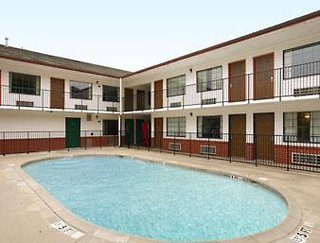 Days Inn By Wyndham Fayetteville,Washington>>Bentonville - Fayetteville,3 star