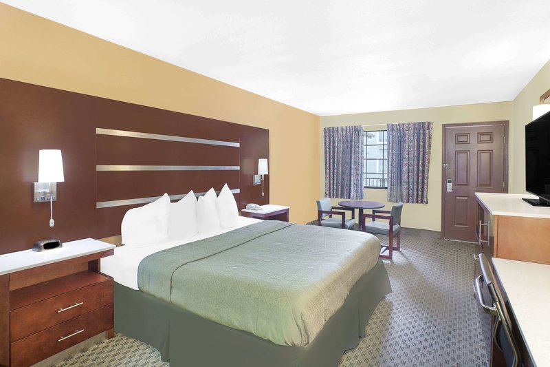 days inn by wyndham fayetteville