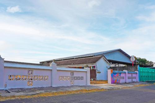 spot on 92669 guesthouse prima syariahneargpdi anugerah