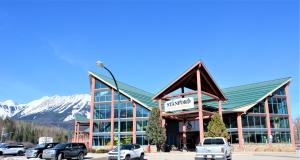 Fernie Stanford Resort,Fernie>>Cranbrook,3 star