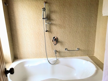 Himalayan Deurali Resort,Gandaki>>Annapurna Conservation Area,4 star