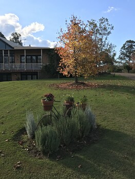 woolshed hill estate