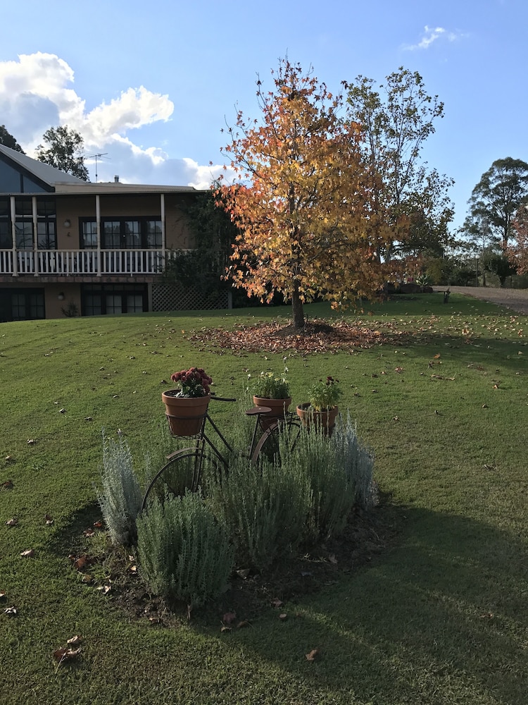 woolshed hill estate