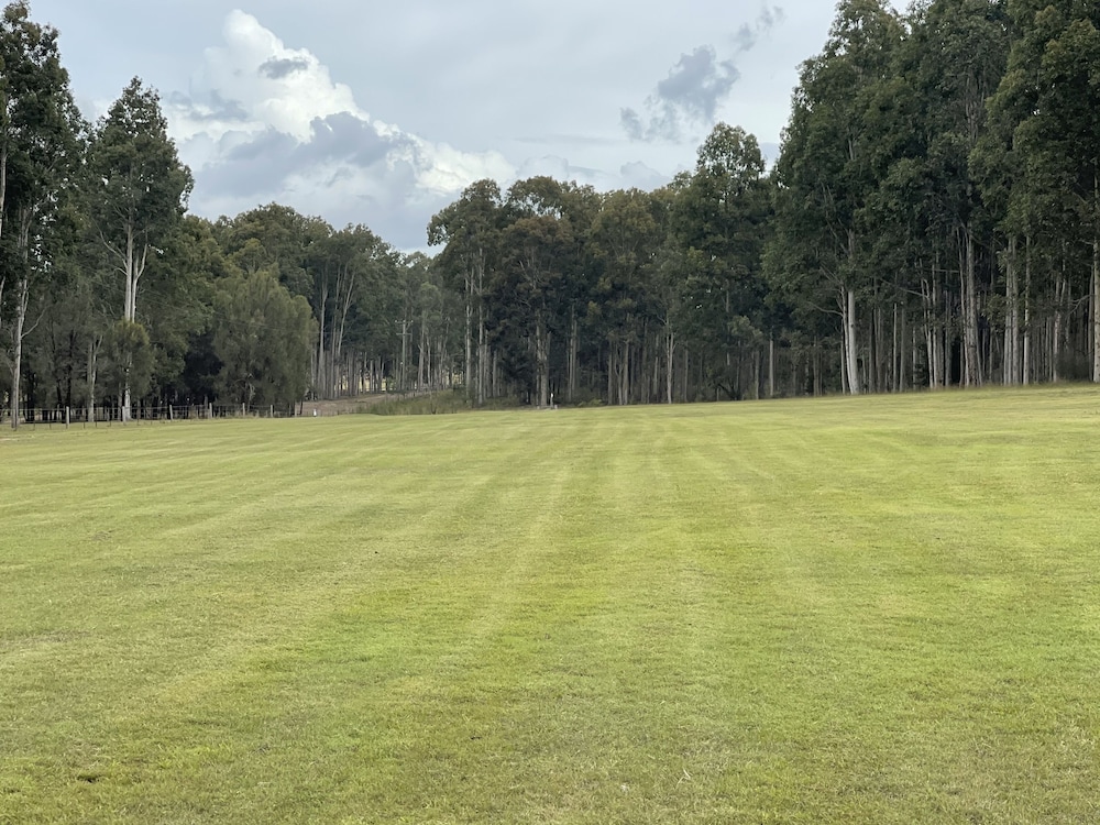 woolshed hill estate