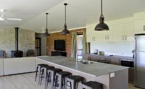 Woolshed Hill Estate,Cessnock>>Branxton,4 star