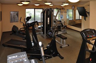 oxford suites portland jantzen beach