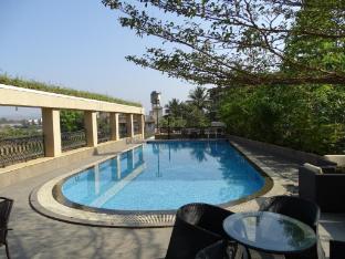 misty meadows lonavala