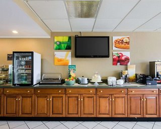 Quality Inn Troutville - Roanoke North,Roanoke>>Daleville,3 star