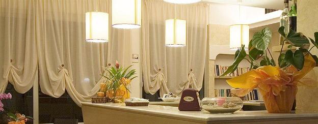 king hotel