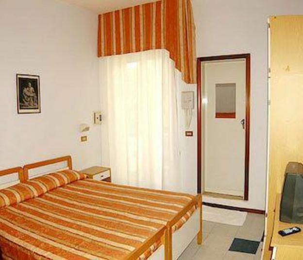 king hotel