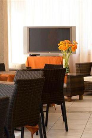 king hotel