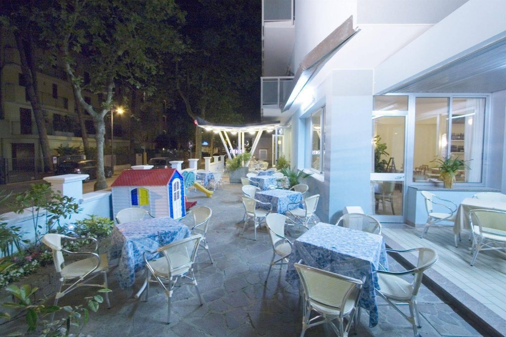 King Hotel,Emilia-Romagna>>Cesenatico,3 star