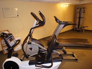 Clt Airport Inn & Suites,Charlotte Douglas International Airport>>Charlotte,3 star