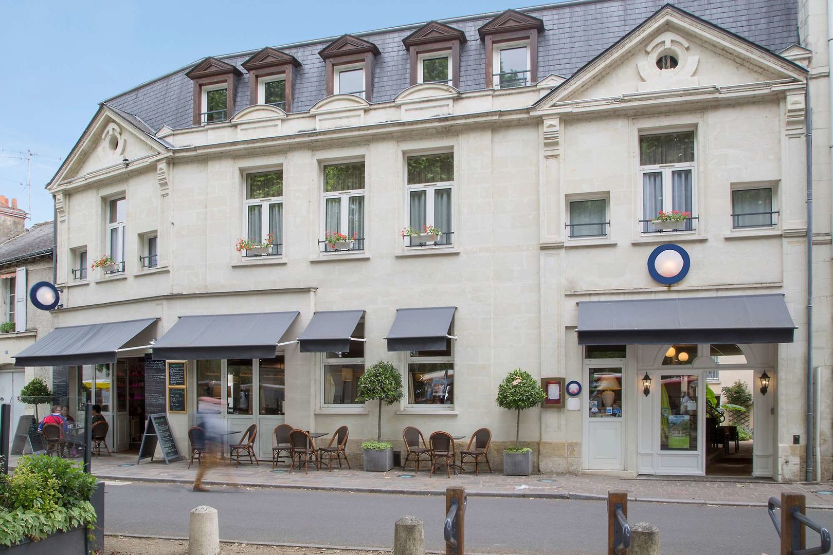 brit hotel chinon le lion dor