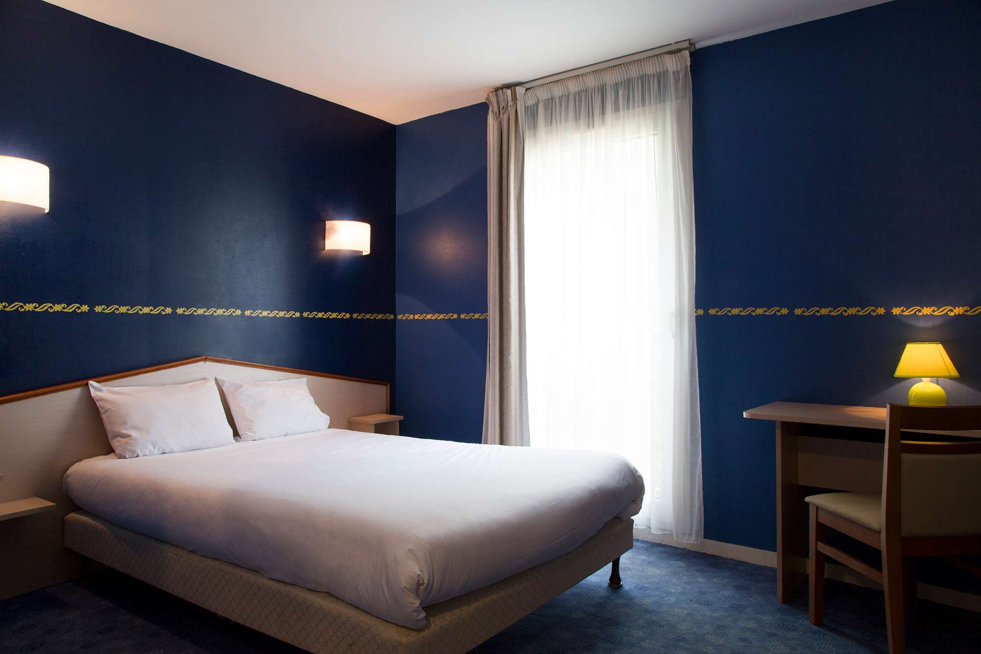 brit hotel chinon le lion dor