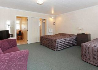 Econo Lodge Canterbury Court,Christchurch>>Addington,3 star