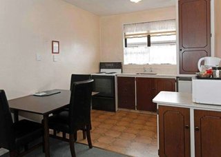 Econo Lodge Canterbury Court,Christchurch>>Addington,3 star