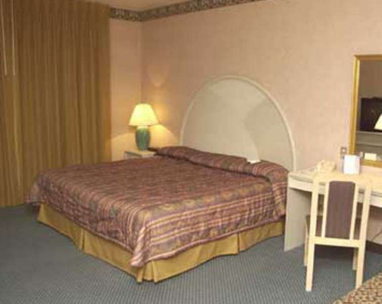 holiday inn express and suites cd juarez las misiones