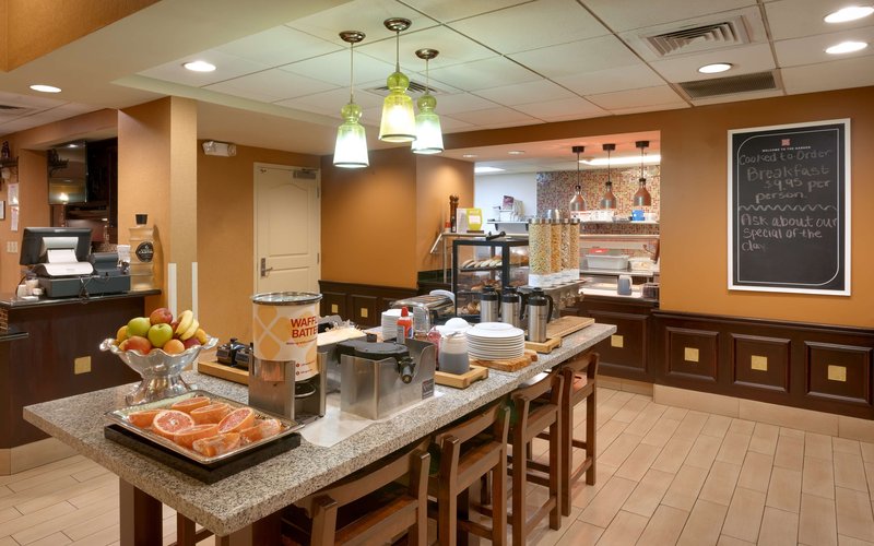 hilton garden inn clarksville
