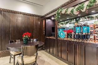 Bluegreen Vacations Hotel Blake, Ascend Resort Collection,Near Willis Tower,4 star