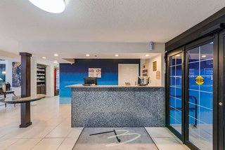 the blu hotel blue ash cincinnati ascend hotel collection