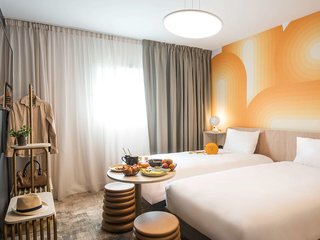 ibis styles pertuis luberon