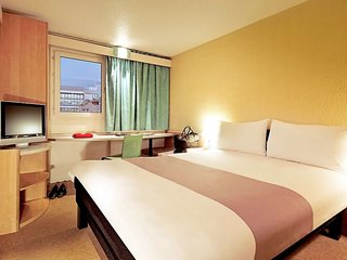 Ibis Plymouth,Plymouth>>Devon,3 star