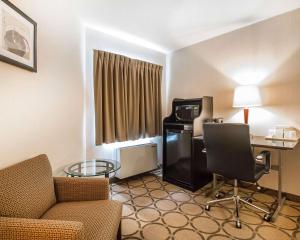 Comfort Inn Edmundston,Edmundston - Grand Falls>>Edmundston,3 star