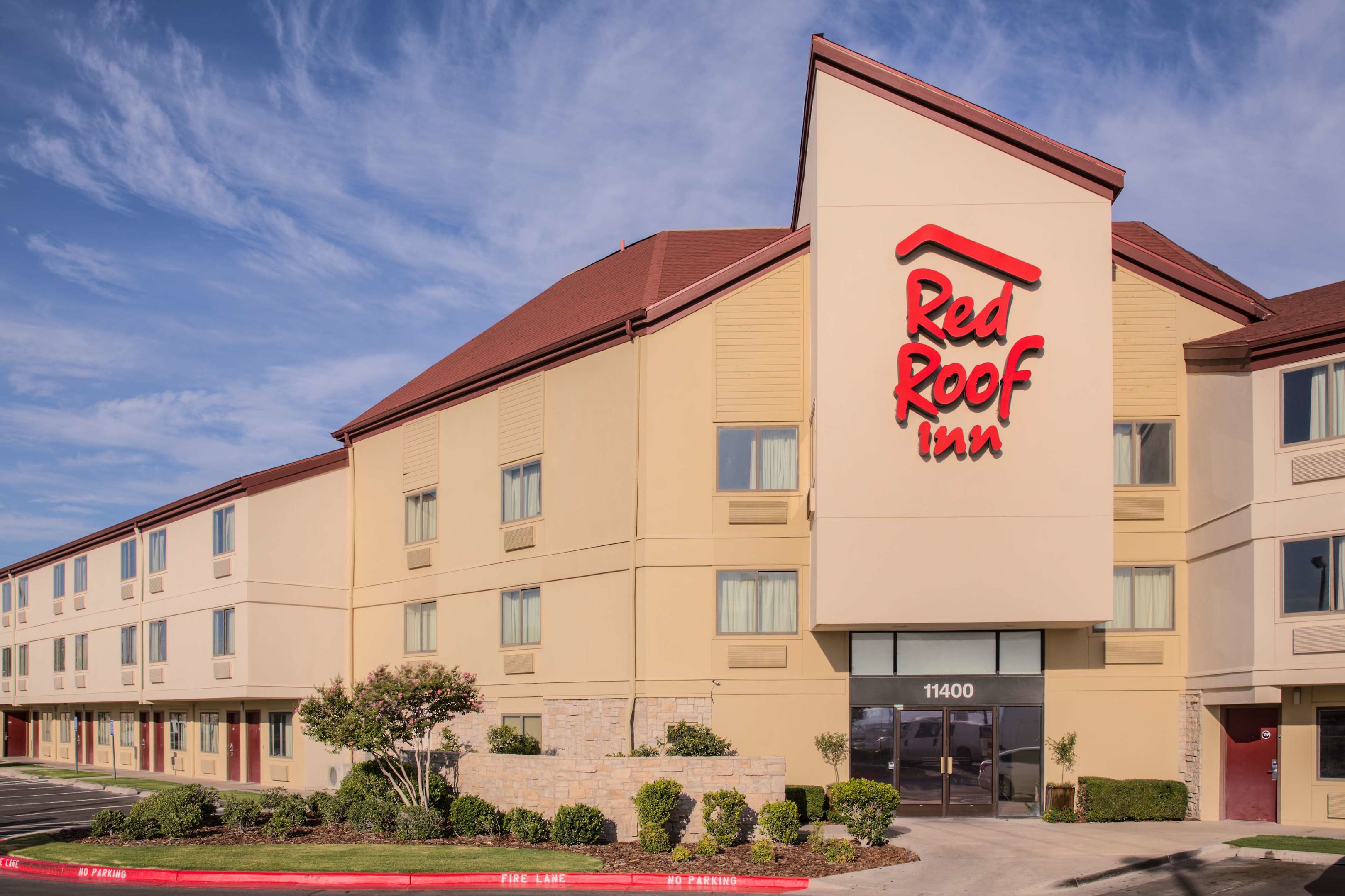red roof inn plus el paso east