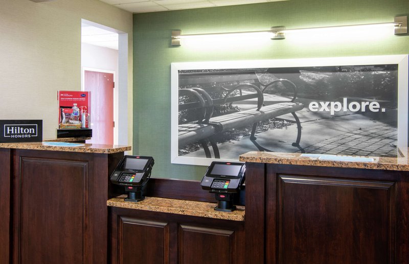 hampton inn cleveland solon