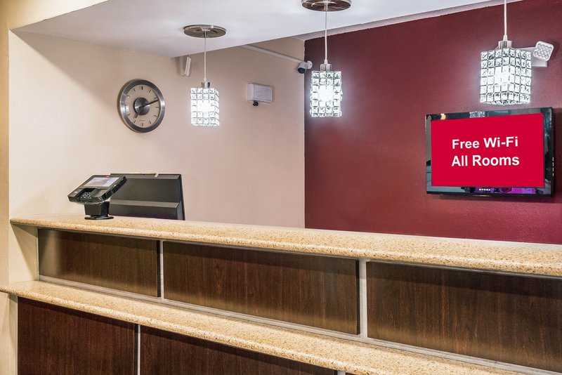 red roof inn spartanburg i 26