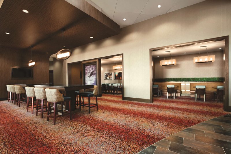 embassy suites springfield