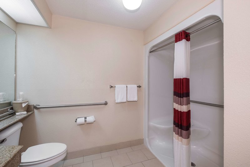 red roof inn and suites augusta west