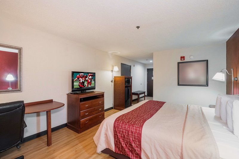 red roof inn and suites augusta west