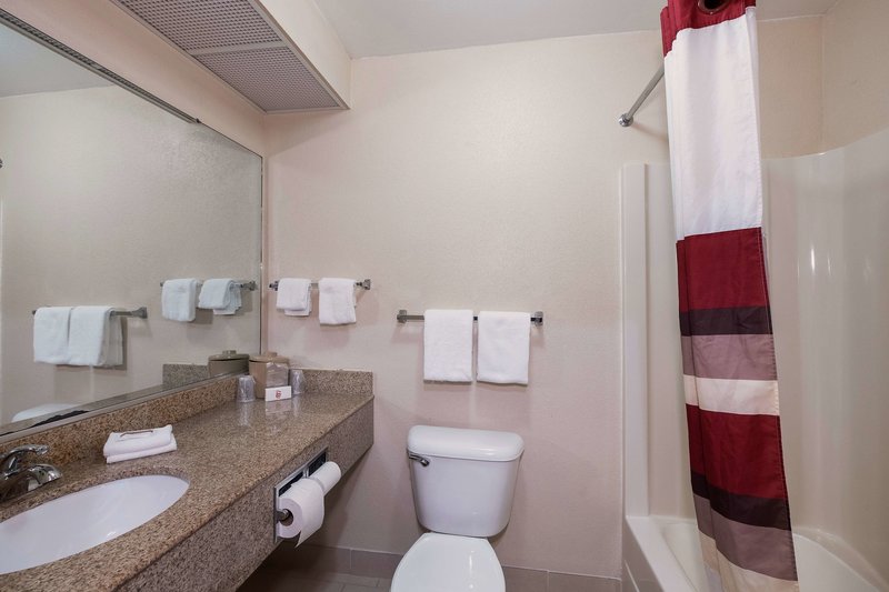 red roof inn and suites augusta west