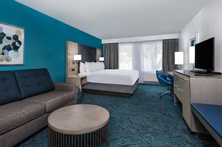 Radisson Hotel Colorado Springs Airport,Denver>>Colorado Springs,3.5 star