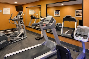 holiday inn express crestwood by ihg