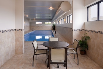 holiday inn express crestwood by ihg