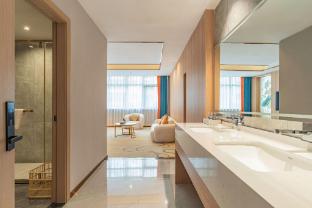 rezen select hotel zunyi renhuai