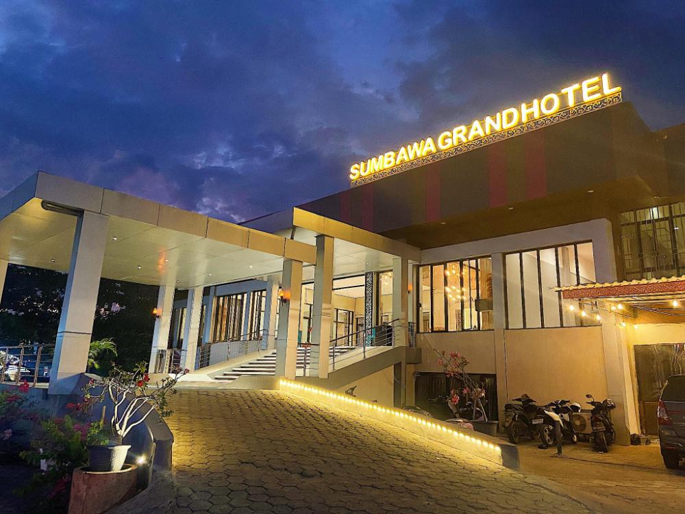 sumbawa grand hotel