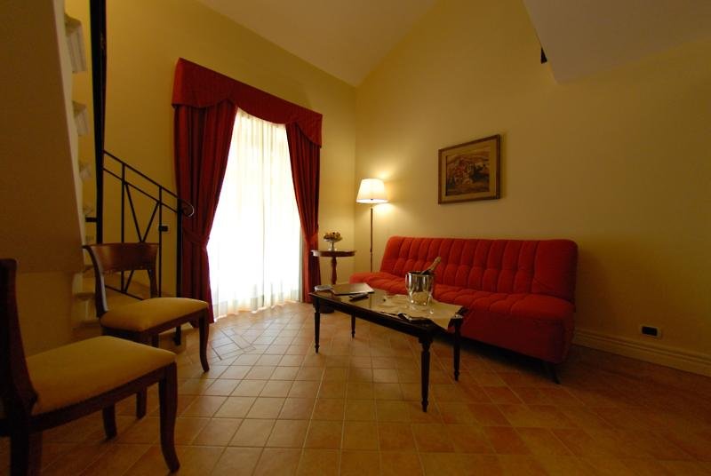demetra resort