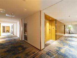 borrman hotel jinan yijia exhibition center laotun metro station