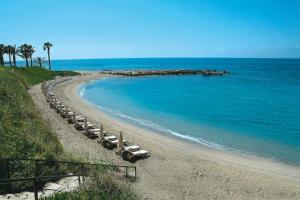Alexander The Great Beach Hotel,Paphos Harbour>>Paphos,4 star