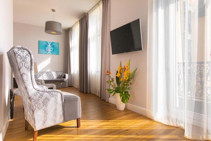 hotel rheinischer hof