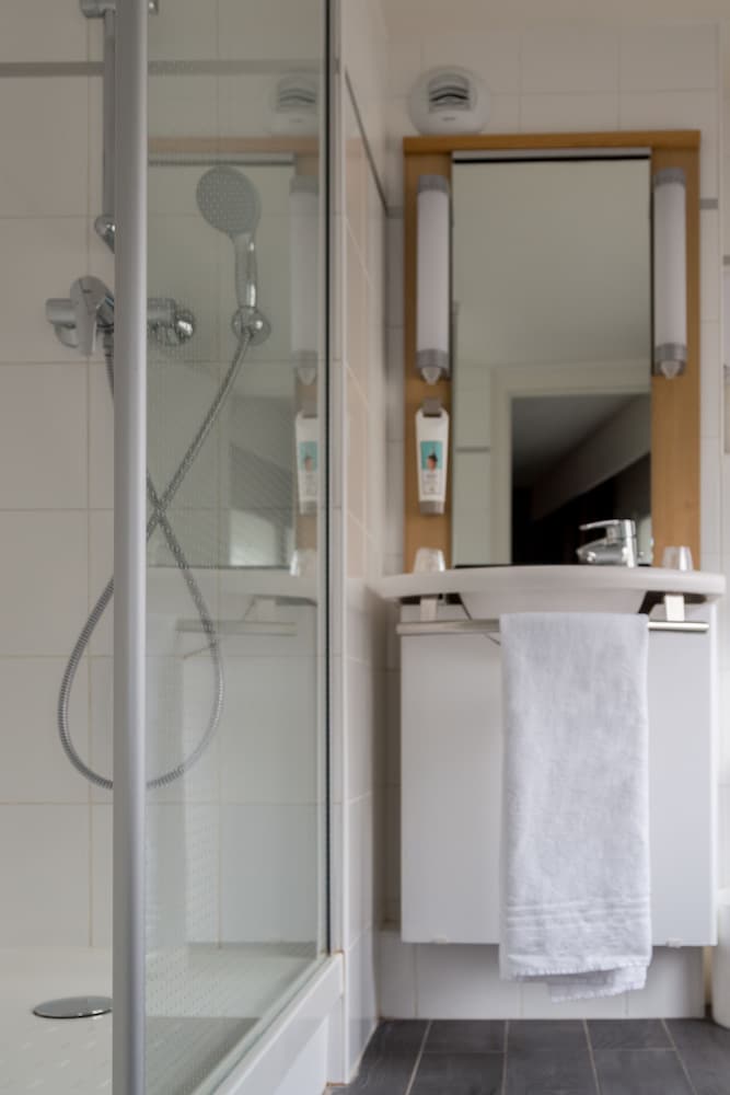 ibis paris grands boulevards opera 9th