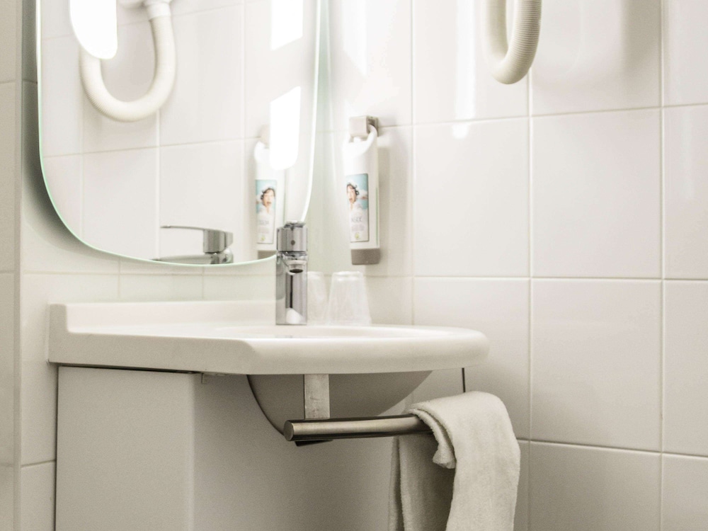 ibis paris grands boulevards opera 9th