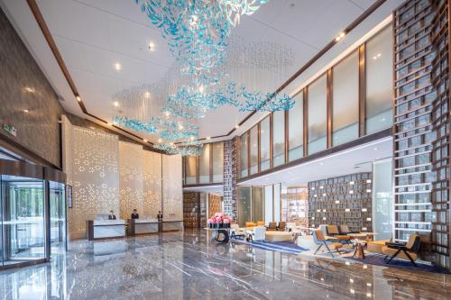 atour hotel shenzhen bantian zhongcheng