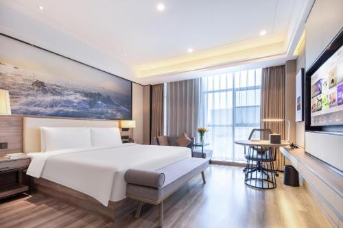 atour hotel shenzhen bantian zhongcheng